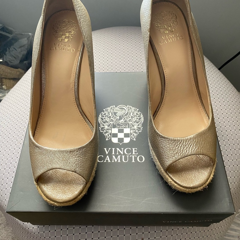 Vince Camuto Gold Peep Toe Women's Shoes